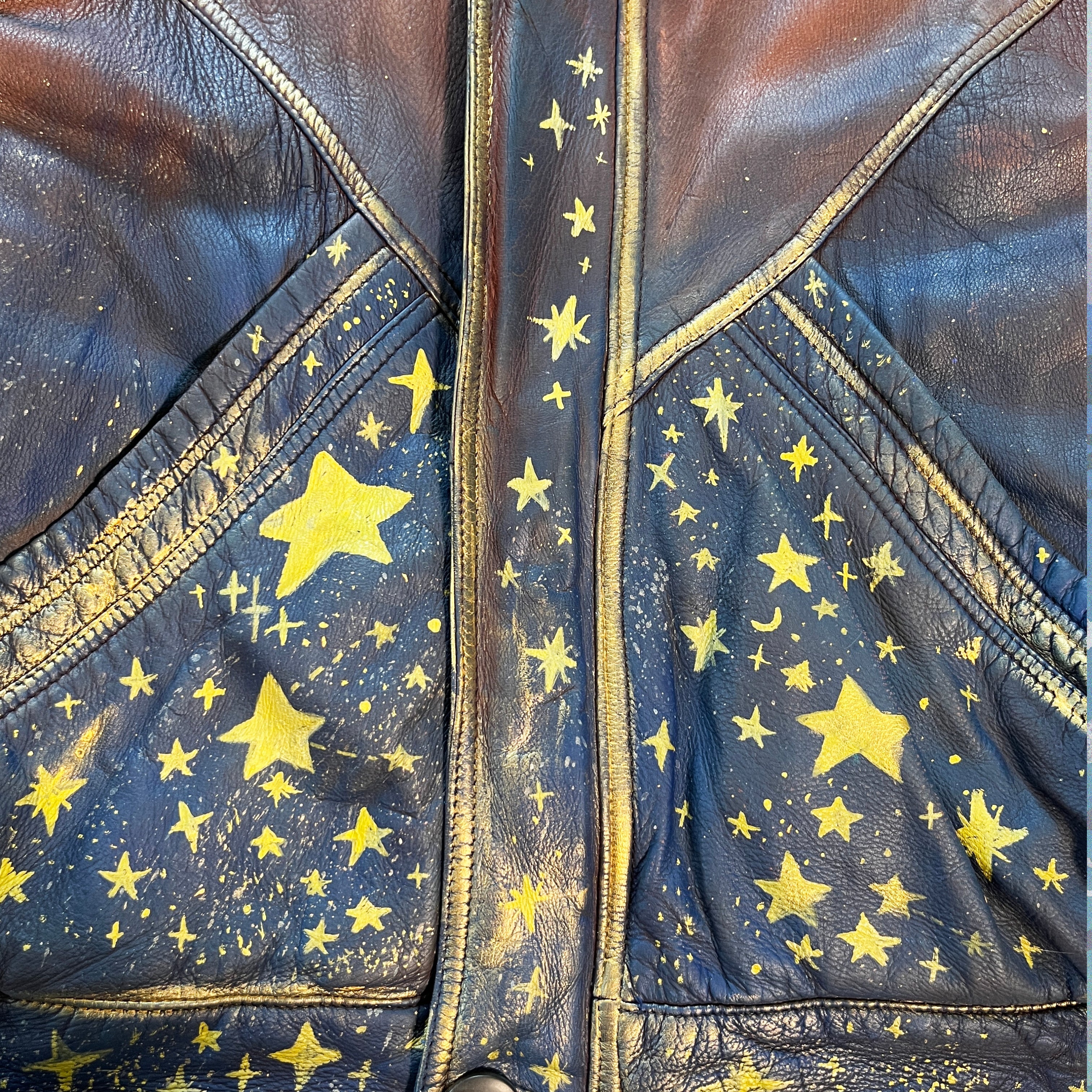 Holy Star (M)