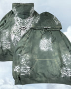 My voice carries truth and beauty (oversized XL)